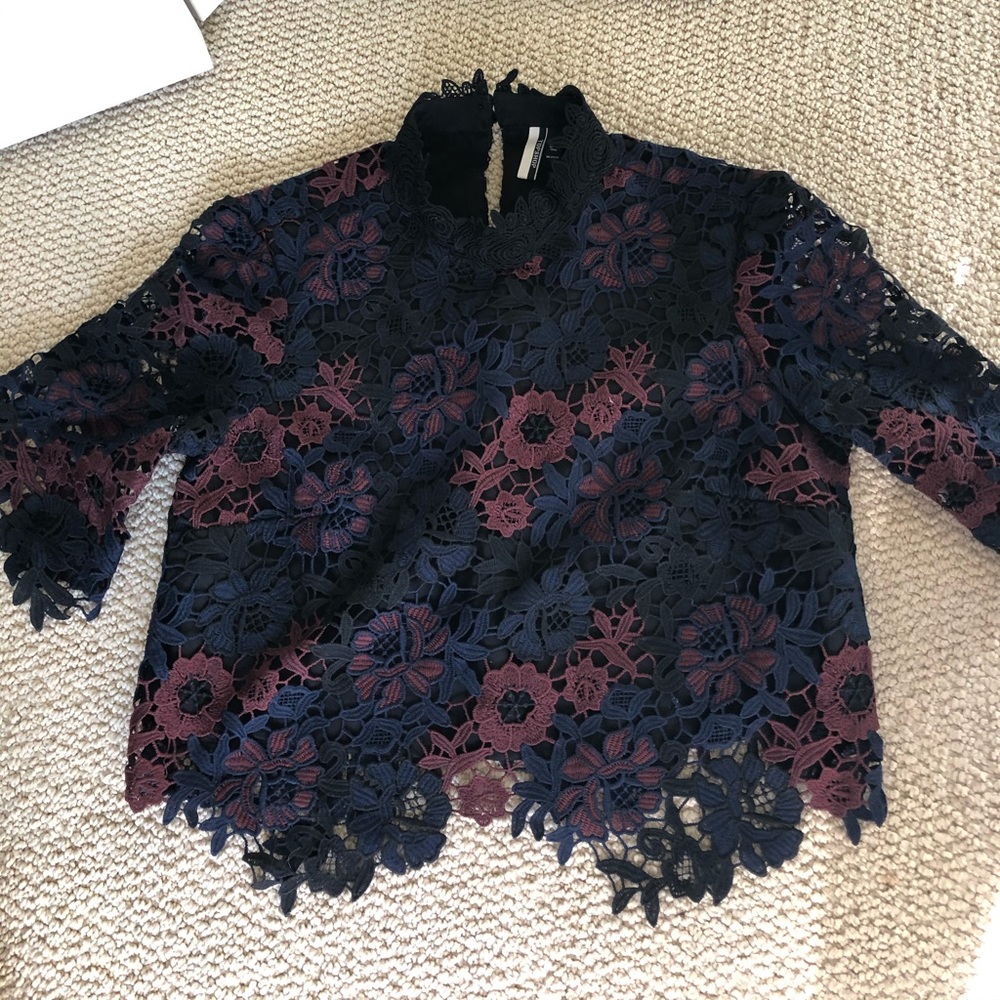 Topshop flower embroidery top size S barely worn